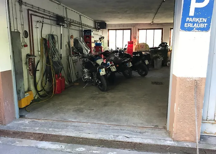 Zum Loewen Gasthof *