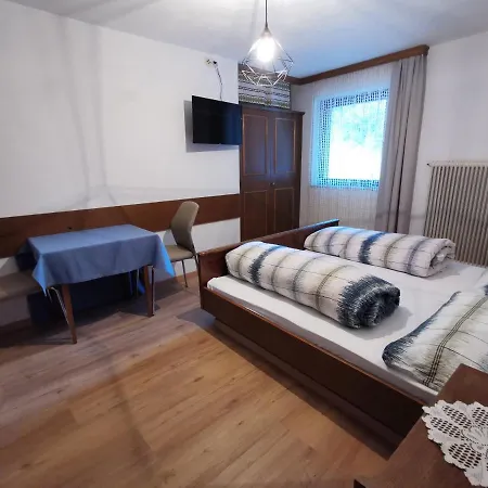 Fogadó Zum Loewen Landeck